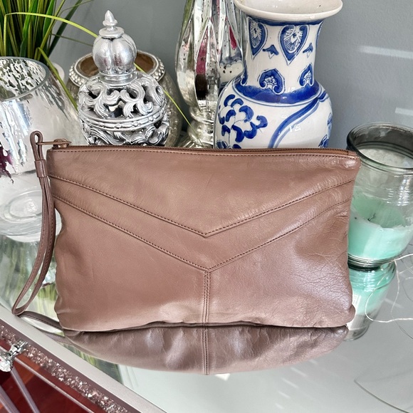 Samantha Scott Leather Clutch - Picture 8 of 8